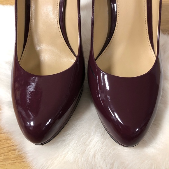 Michael Kors pumps 8 1/2 - Picture 2 of 16